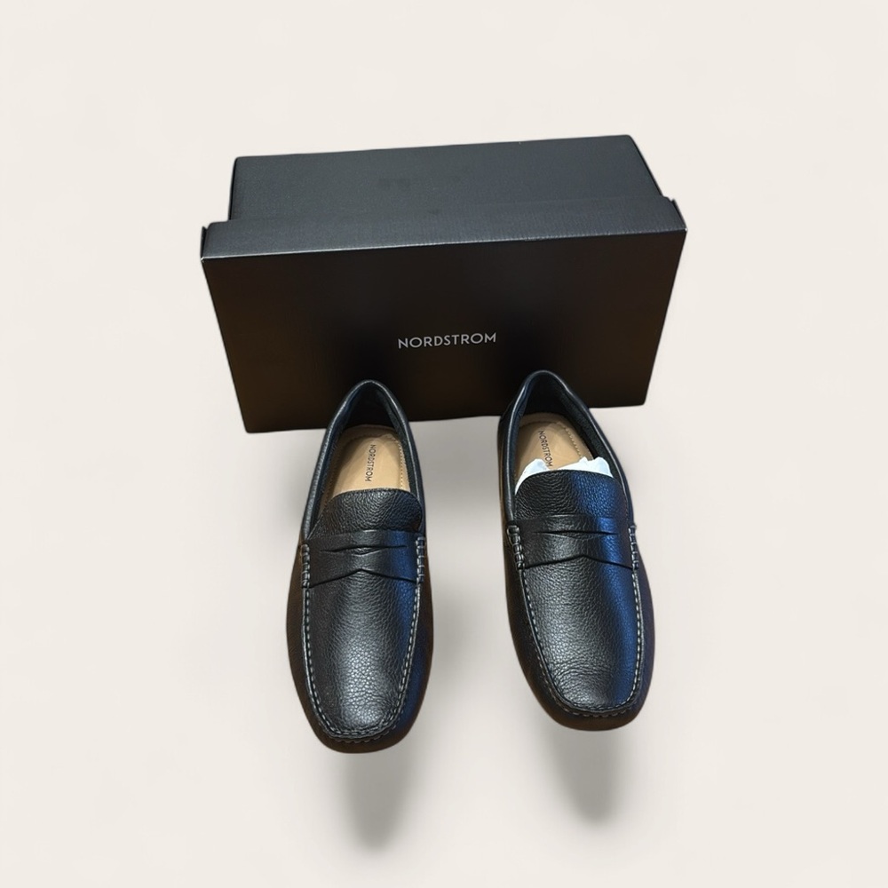 Nordstrom Classic  Lewis Penny Black Leather Loafers NWOT